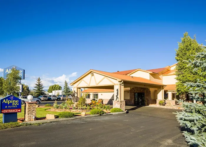 Central hotel: Alpine Inn & Suites Gunnison