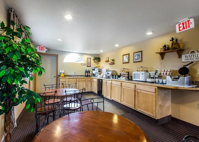 Motel: Rodeway Inn Gunnison - Crested Butte